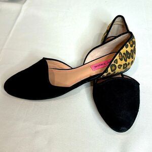 Betsy Johnson Flats Suede Leather with Animal Print Heel Size 8
